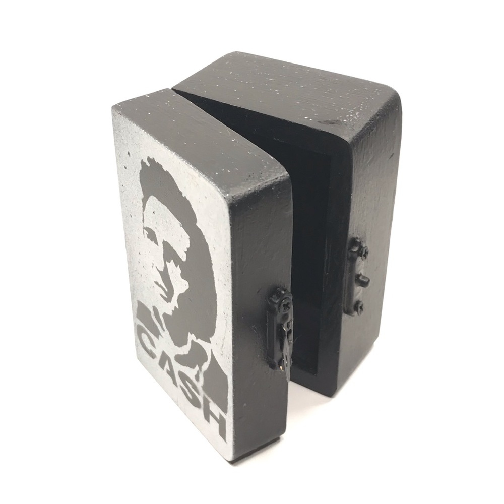 ⚡️Johnny Cash inspired distressed graffiti Rocker Box Mini 4”x2.5” for love-… - Picture 7 of 8